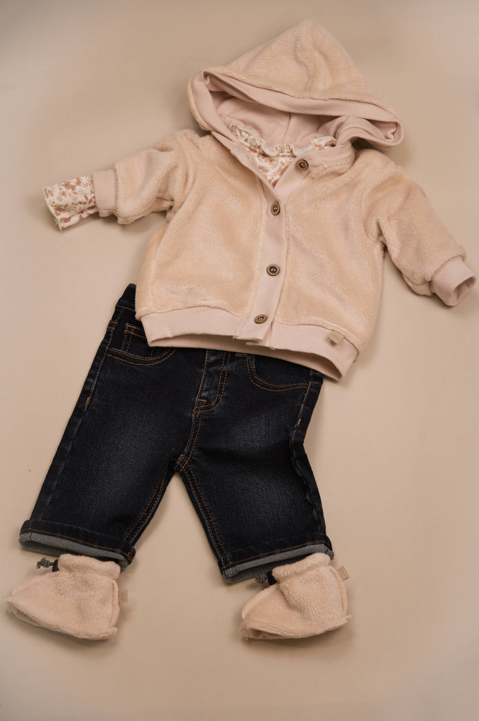 b339405dbc9c83dca5d19ee6bf45a9863e84e5e0