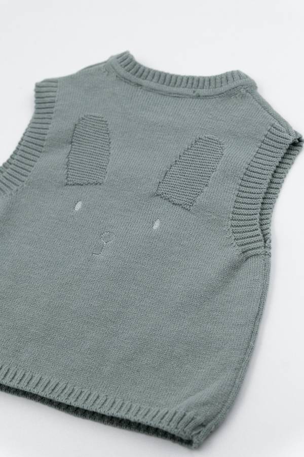 8b3c9d9250e21f5922de3808187f2eeb71cbf4f4